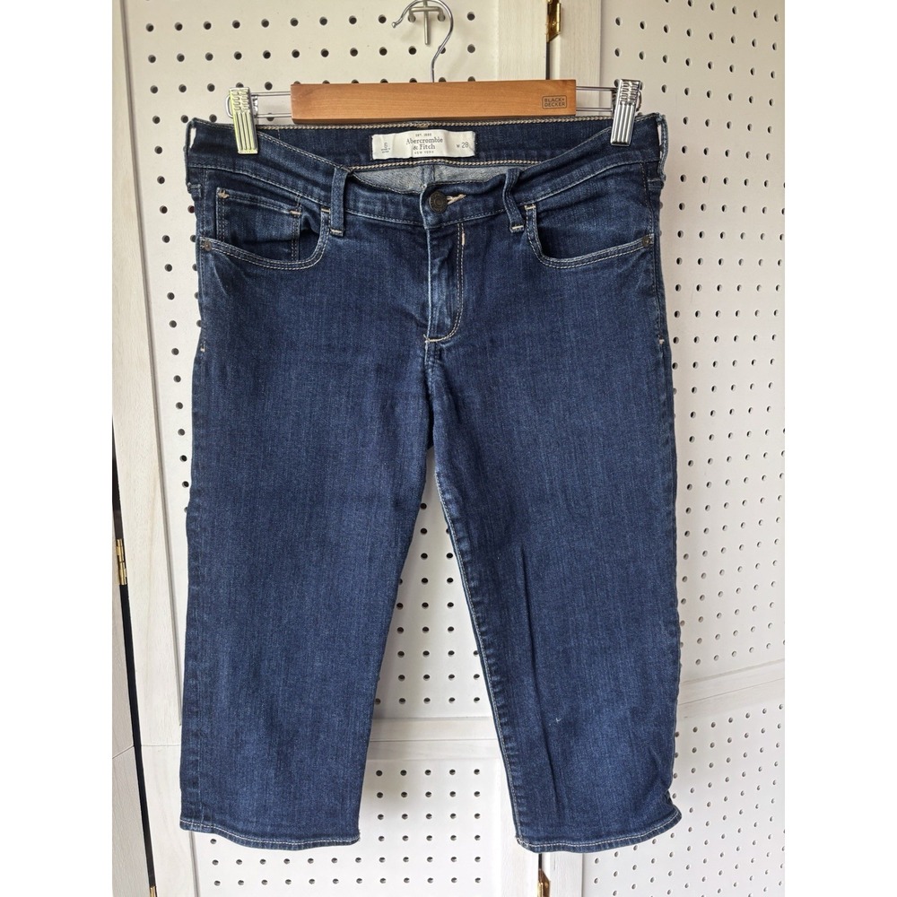 Abercrombie & Fitch Dark Wash Denim Cropped Capri Bermuda Short Mid Calf 6 W28